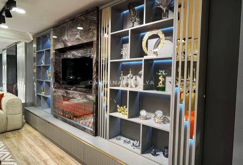 BUGATTİ TV ÜNİTESİ