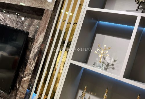 BUGATTİ TV ÜNİTESİ