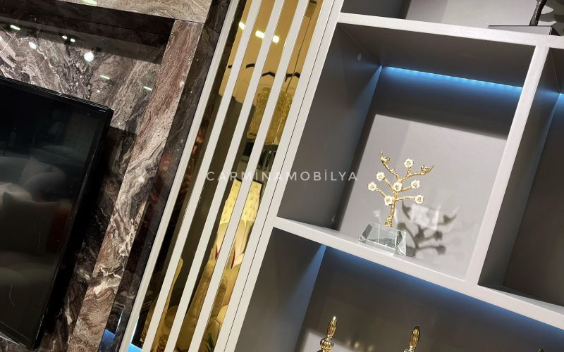 BUGATTİ TV ÜNİTESİ